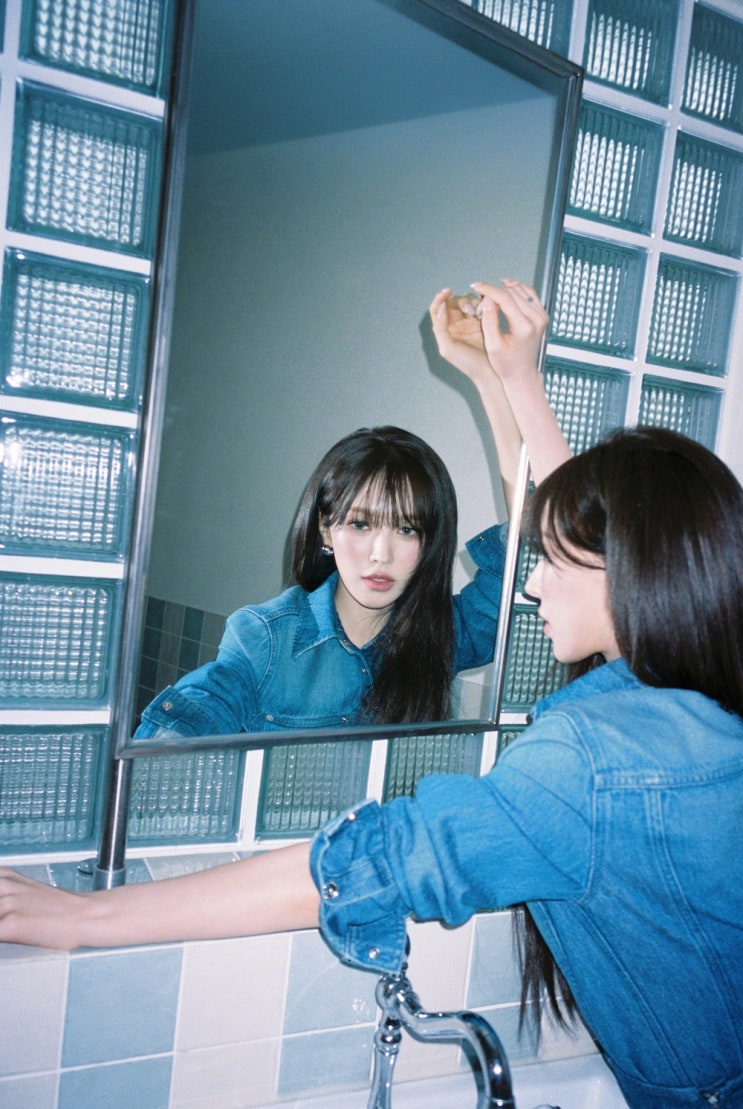 <b>레드벨벳 웬디</b>, 데뷔 첫 프로야구 시구…<b>롯데</b> 자이언츠 경기서... 