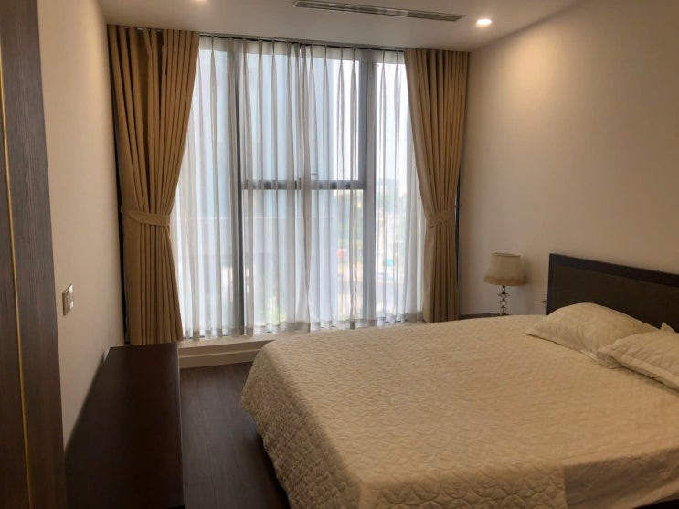  하노이 선샤인시티 S4 3룸 풀옵션 2000만동 108 Sunshine City Ciputra 아파트 임대 정보 알려드립니다