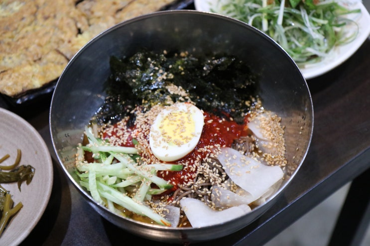  파주 헤이리 예술마을 맛집 삼고집, 한우고기말이와 육전의 황금 조합
