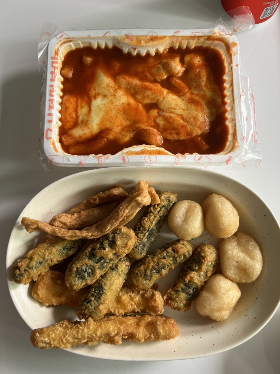 신전떡볶이 마포서강대점 사진 1