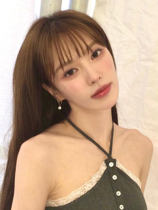 레드벨벳 <b>웬디</b>, 드디어 사직 마운드에 선다! 데뷔 <b>첫 시구</b> 출격