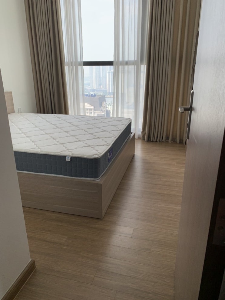  하노이 스카이레이크 S3 3룸 풀옵션 105m2 $1350 좋은 아파트 임대 알려드립니다 ( VINHOMES SKYLAKE )