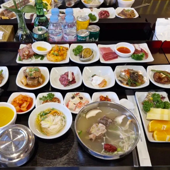 W. '남산예술원 웨딩홀' 식사 후기 / 맛 비용 ATM 포토테이블 연회장