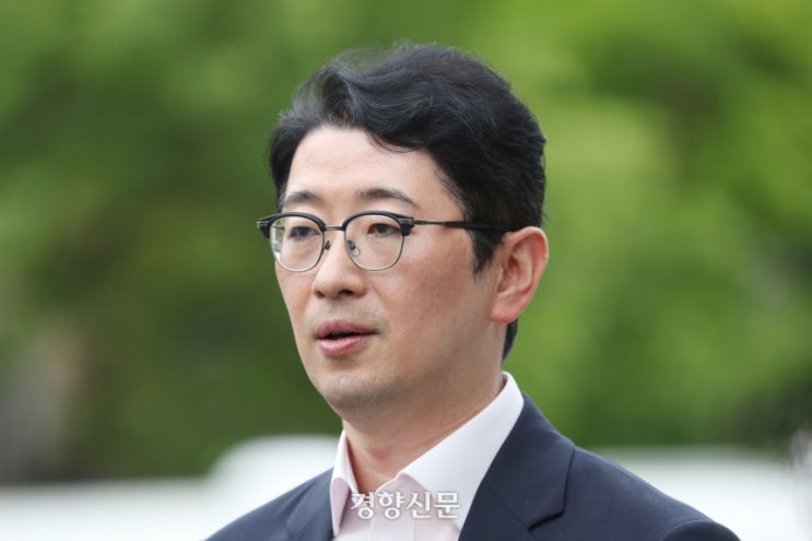 주진우 “<b>김민석</b> 총리 후보자, 현금 <b>6억</b>원 집에 쟁여놔”... 