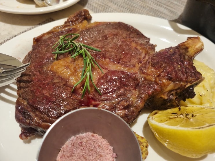  [오목교역 맛집] 와인과 함께 즐기는 오목교 스테이크맛집 와인웍스 목동점의 메뉴리뷰