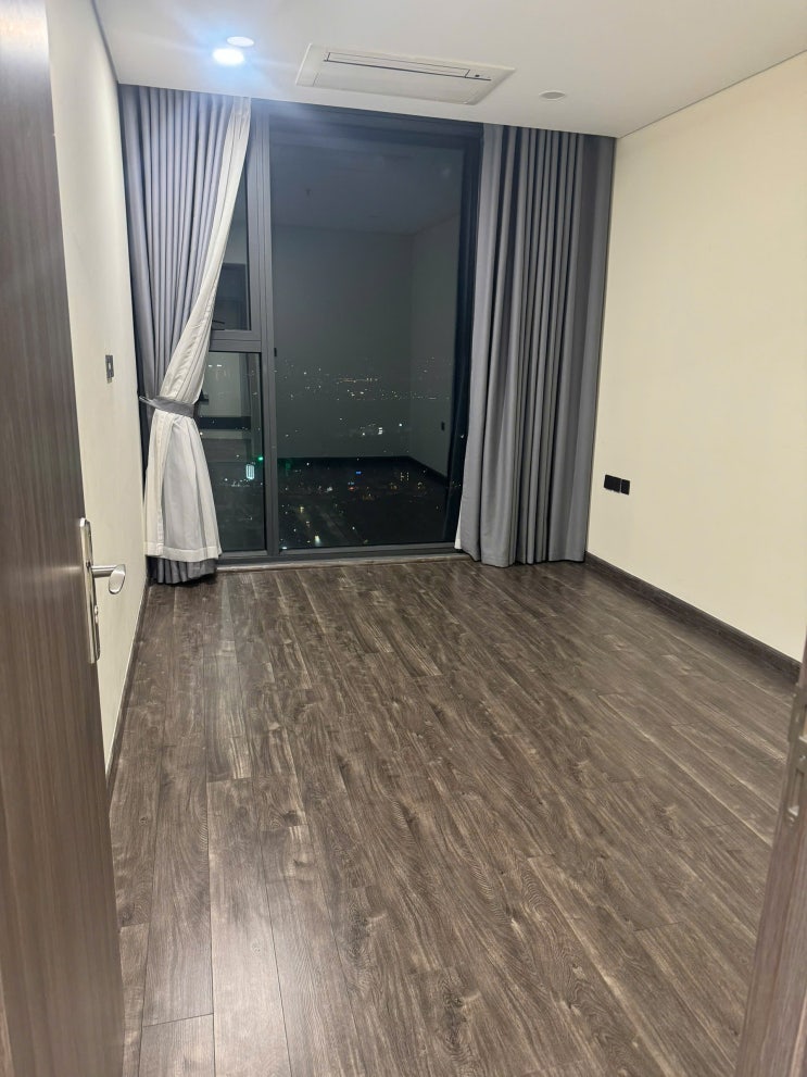  서호 외교단지 하노이 한자딘 T7 3룸 노옵션 107스퀘어 2800만동 HAN JARDIN 고급 아파트 임대 알려드립니다