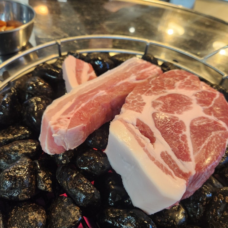  부천 삼겹살 제주자갈녘 나 혼자 산다에서 김대호 아나운서의 맥반석이 생각나게 하는 맛집