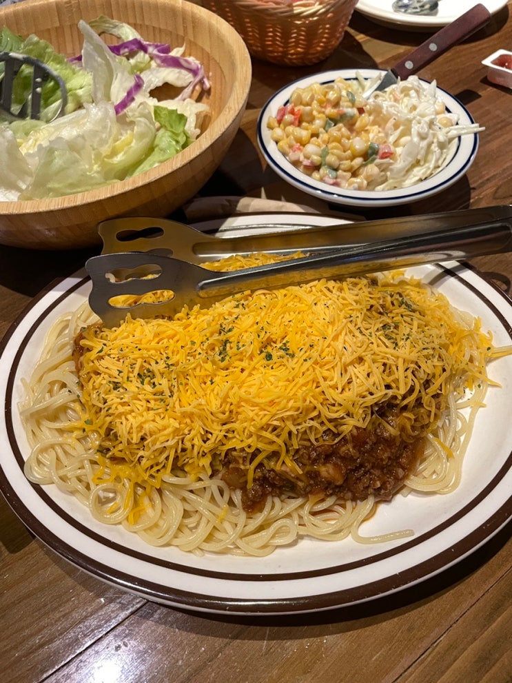  SFC타워 맛집 – 미국 남부 가정식을 제대로 즐길 수 있는 '샤이바나 SHY BANA'에 대하여 ...