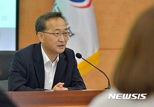 [프로필]김남중 통일부 차관…대북 정책 잔뼈 굵은 관료 출신
