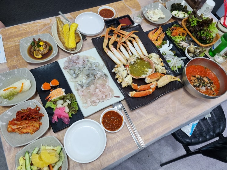  울진현지인맛집 수호성횟집 엄청 푸짐한 대게 회 세트