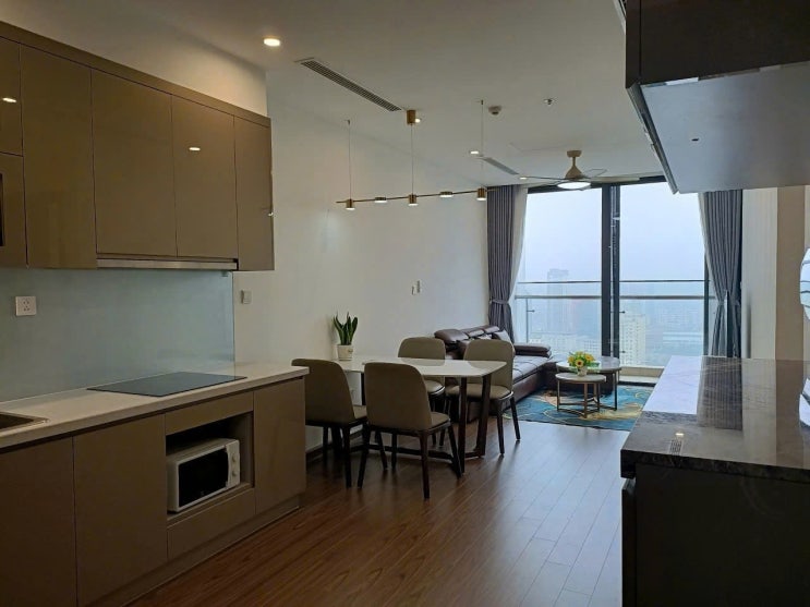  하노이 웨스트포인트 W3동 100m2 3룸 풀옵션 2800만동 ( Vinhomes Westpoint ) 좋은 아파트 임대 알려드립니다