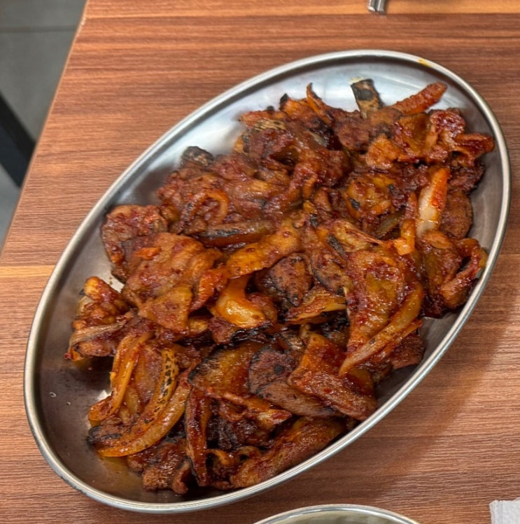   신림 로컬 한식 맛집 송씨제육 리뷰｜퇴근길 배고플 때 생각나는 매운 제육볶음 맛집