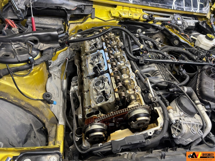  BMW M4 F83ㅣ실린더 헤드 커버 가스켓ㅣ엔진 오일 교환ㅣ모툴 300Vㅣ엔진 오일 누유ㅣ수입차 정비소ㅣ다산 수입차 정비소ㅣ구리 수입차 정비소ㅣ지금동 수입차 정비소ㅣ