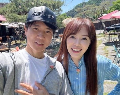 이혼 소송·맞바람 앞둔 '잉꼬부부'…최수종하희라 "감사합니다"