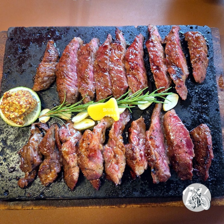  경주 황리단길 한식 맛집 범외양간에서 맛보는 스테이크의 맛 현지인 추천