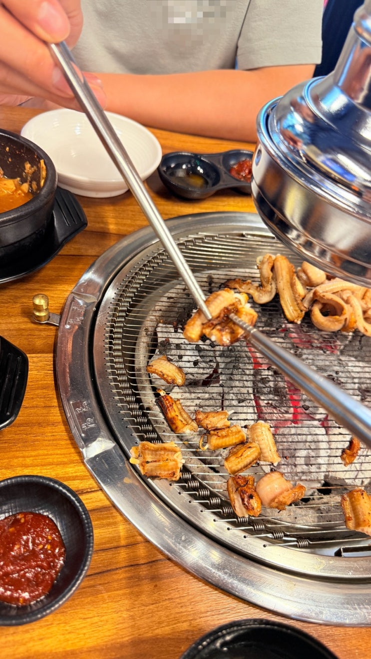  동암역 고기집 맛집에서 꼼장어+삼겹살 먹방! (부평 십정동 조개구이 맛집으로도 유명) 오래식당참숯불구이 동암점