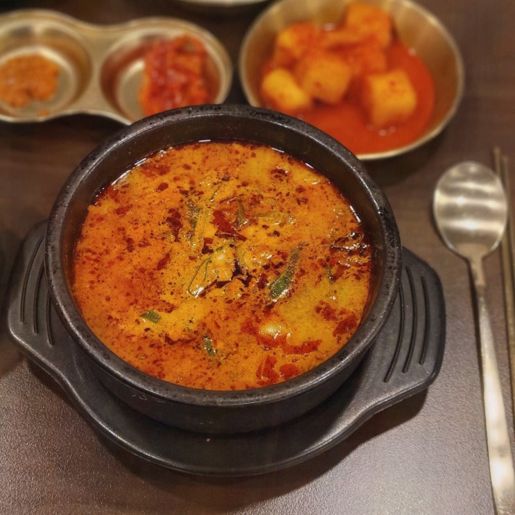  정남옥 노량진점, 노량진맛집순대국밥으로 느낀 맑은순대국의 매력