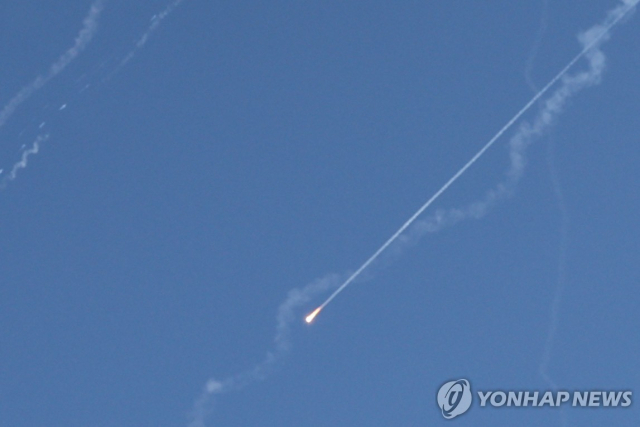 <b>트럼프</b>, 결국 칼을 빼들다…美, <b>이란</b> 핵시설 전격 <b>공습</b>의 의미는?