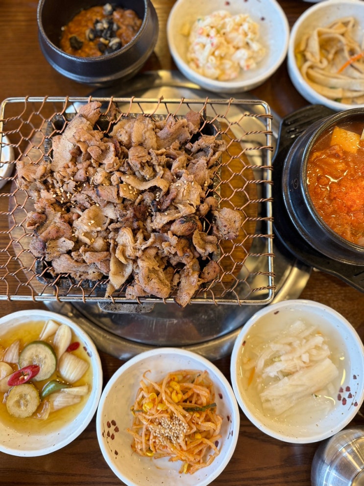  강경불고기 포천 송우리점 (전체 메뉴, 가격, 채소코너, 주차정보)