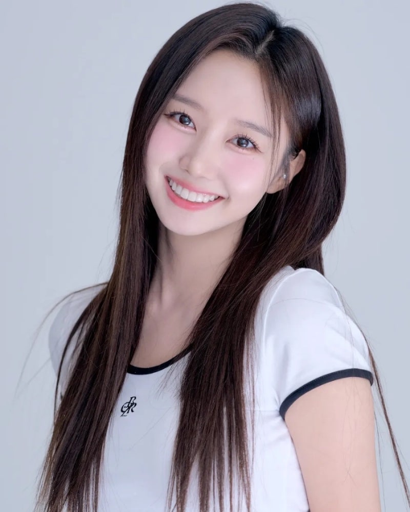 윤수빈 LCK 아나운서 / 기상캐스터 방송 사진, 이미지, 및 인스타, 유튜브 주소 링크