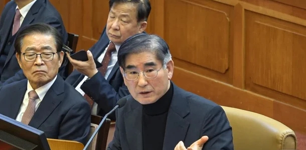 내란 <b>특검</b> "법원, <b>김용현</b> 추가기소 집행정지 신청 <b>기각</b>" 그... 