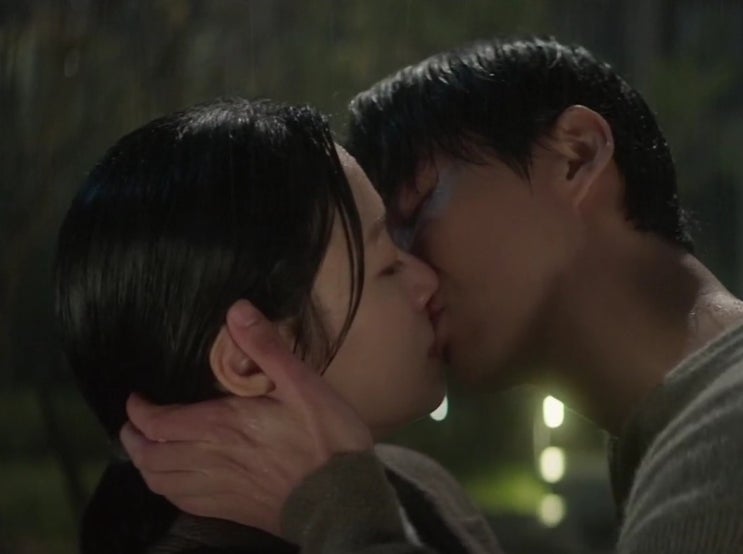 드라마 <b>우리영화</b> 4회 줄거리... 모른다던 이제하 이다음에게 <b>키스</b>