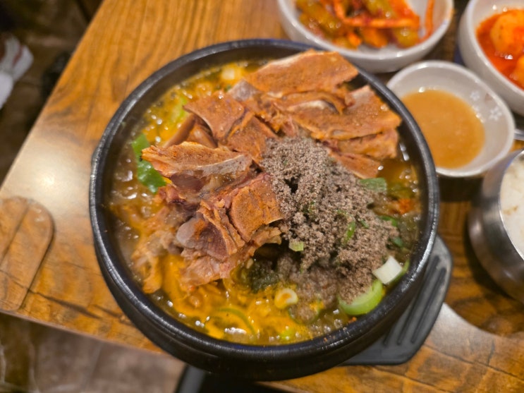  당산 뼈해장국 맛집 | 원당감자탕 당산점