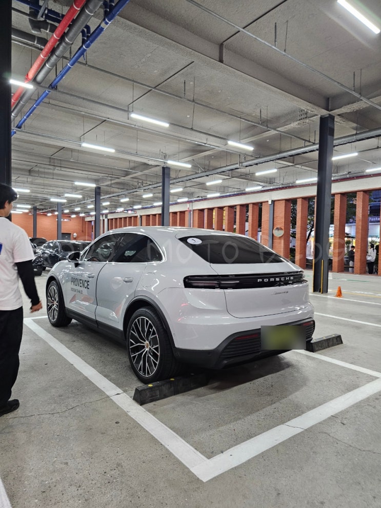 2025 포르쉐 마칸 일렉트릭 EV 시승기. 제원, 가격, 포토 리뷰