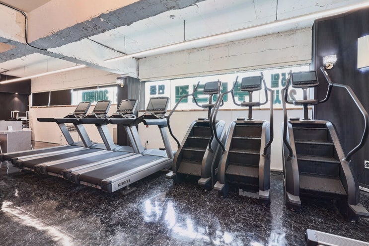  전문적인 프로그램으로 만족스러운 수원역헬스장, 부티크짐 헬스PT 세류매교점