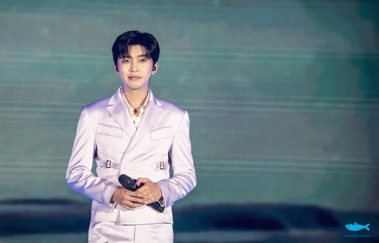  임영웅 팬클럽 '안동스터디방', 직접 만든 빵으로 요양원에 사랑 전달 "외롭고 지칠 때 위로되길"