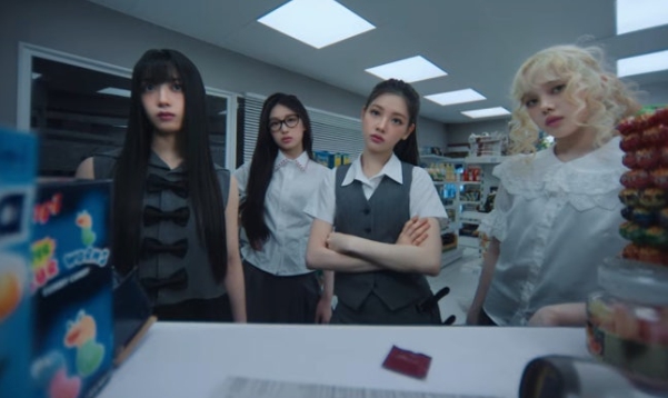  피네이션 ‘F Girl’ 티저, 미성년 걸그룹 콘돔 연출? K팝 성상품화 문제 재점화