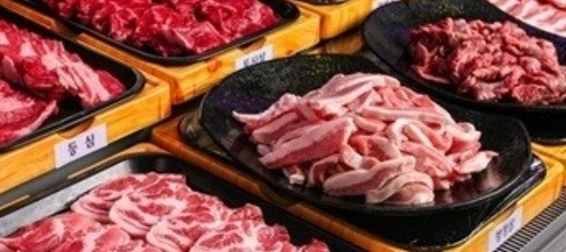   무한리필 고깃집에서 지퍼백으로 음식 훔친 모녀의 충격적 변명