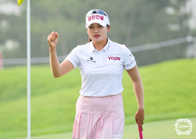 [속보] <b>노승희</b>, 6타 차... 믿을 수 없는 <b>역전 우승</b> 스토리!