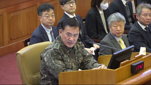  군검찰, 여인형·문상호 추가기소…구속영장 발부요청