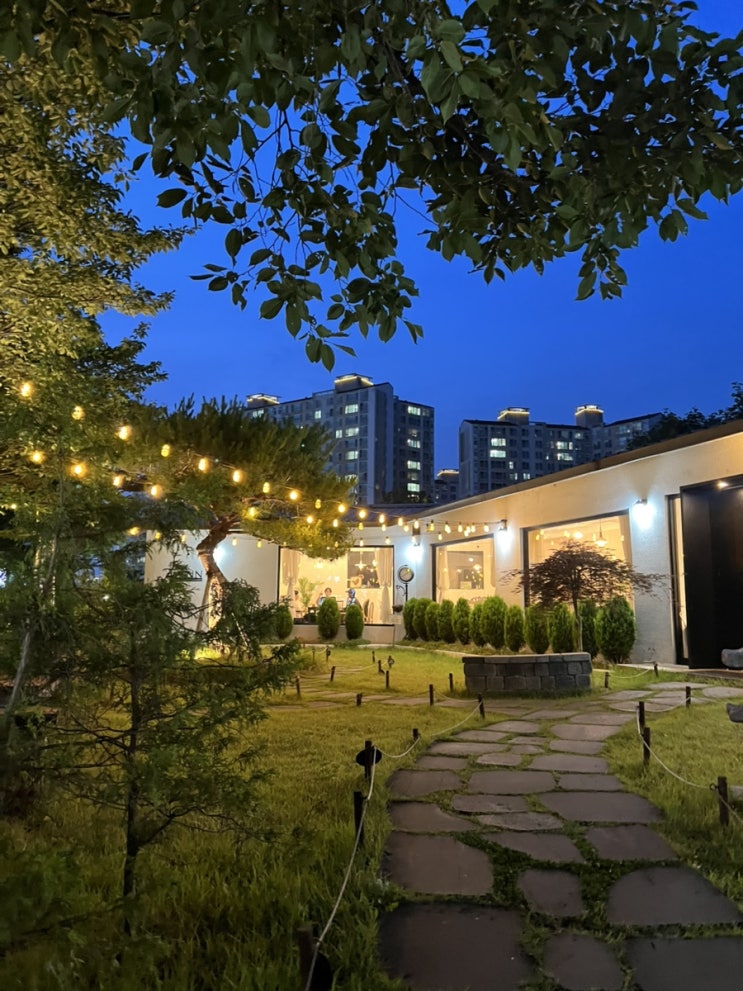  대구 달서구 수목원 핸드드립 정원이 있는 카페 완