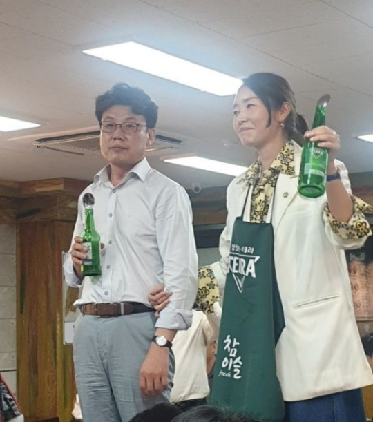'숟가락 <b>강선우</b>' <b>여가부장관</b> 후보?