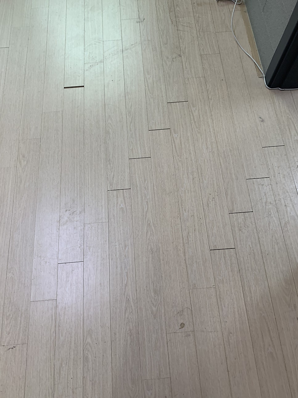 강화마루 틈새 벌어짐 셀프 보수 비용 및 업체 (서울 강남)
