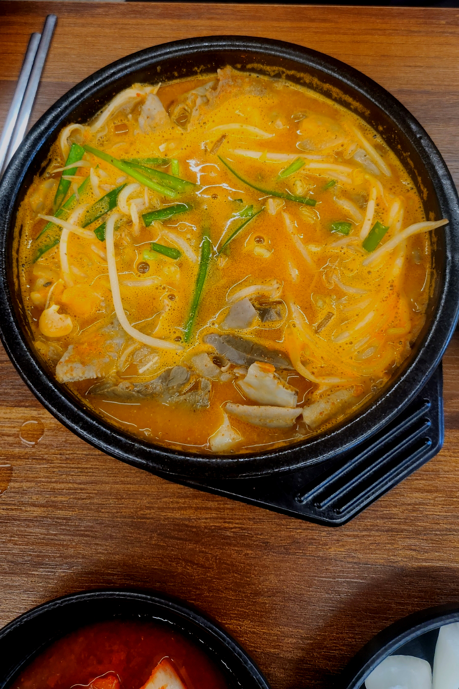 영천얼큰돼지국밥 오창점 사진 2