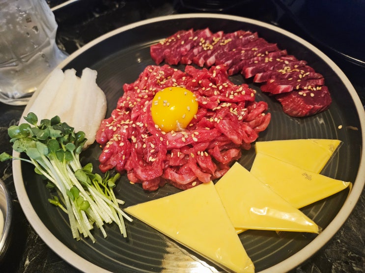  [중랑구 맛집] 친구랑 중랑구 육회, 디저트 맛집 가기 내돈내산 솔직후기