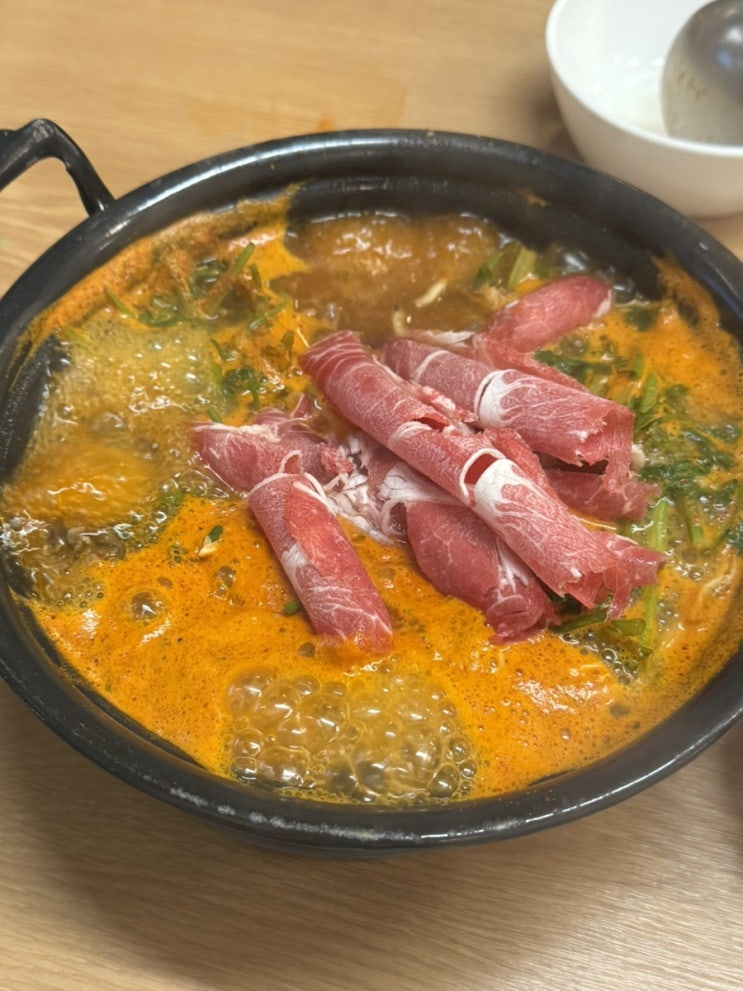  마포 칼국수 맛집 등촌샤브칼국수 상암점!