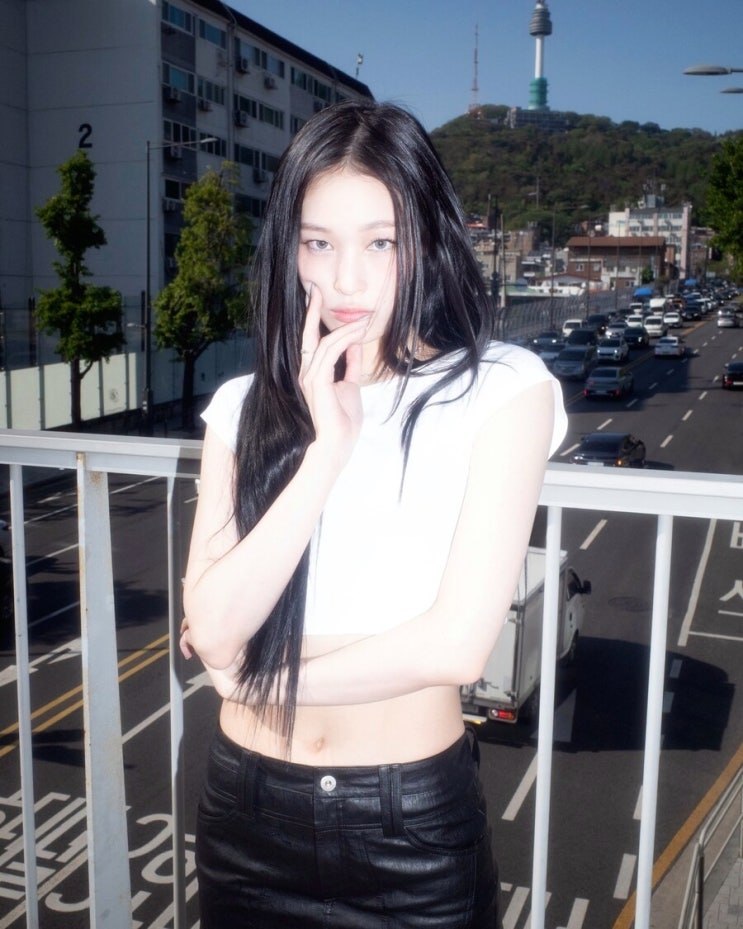 <b>신세계</b> 회장 딸 <b>애니</b>, K팝 아이돌 데뷔…올데이 프로젝트로... 