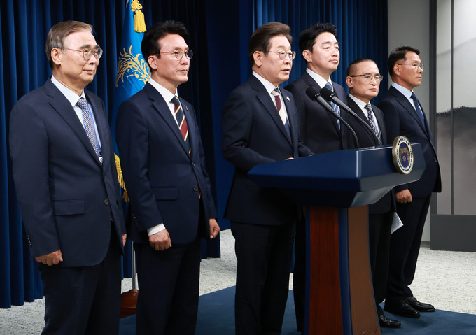李 <b>대통령</b>, 정동영 통일<b>장관</b>... 부처 <b>장관 후보자 지명</b>, 첫... 