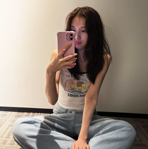  아린 인스타그램 꾸안꾸 캐주얼룩 정보