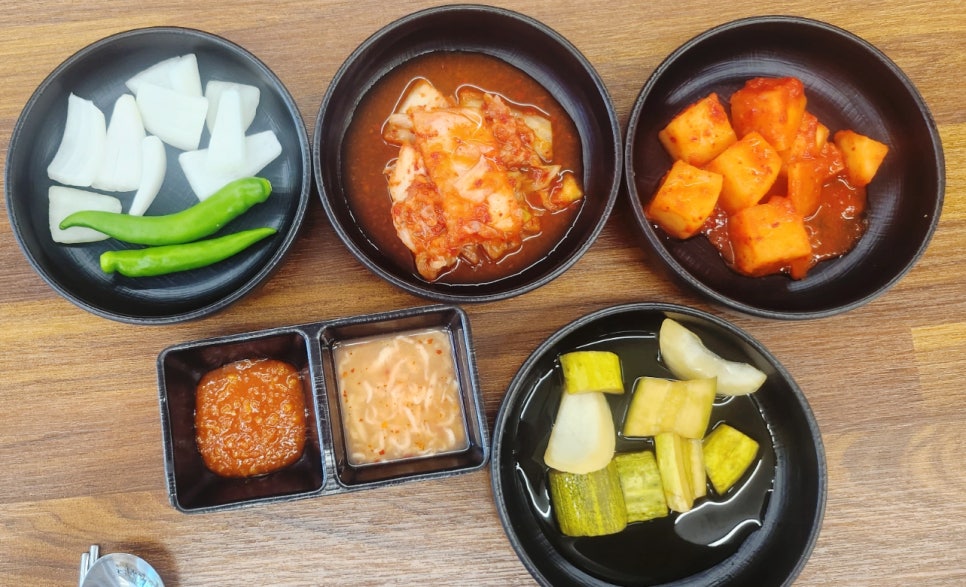 영천얼큰돼지국밥 오창점 사진 4