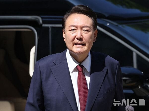  與, 내란 특검 尹 체포영장 청구에 "신속히 구속해야"