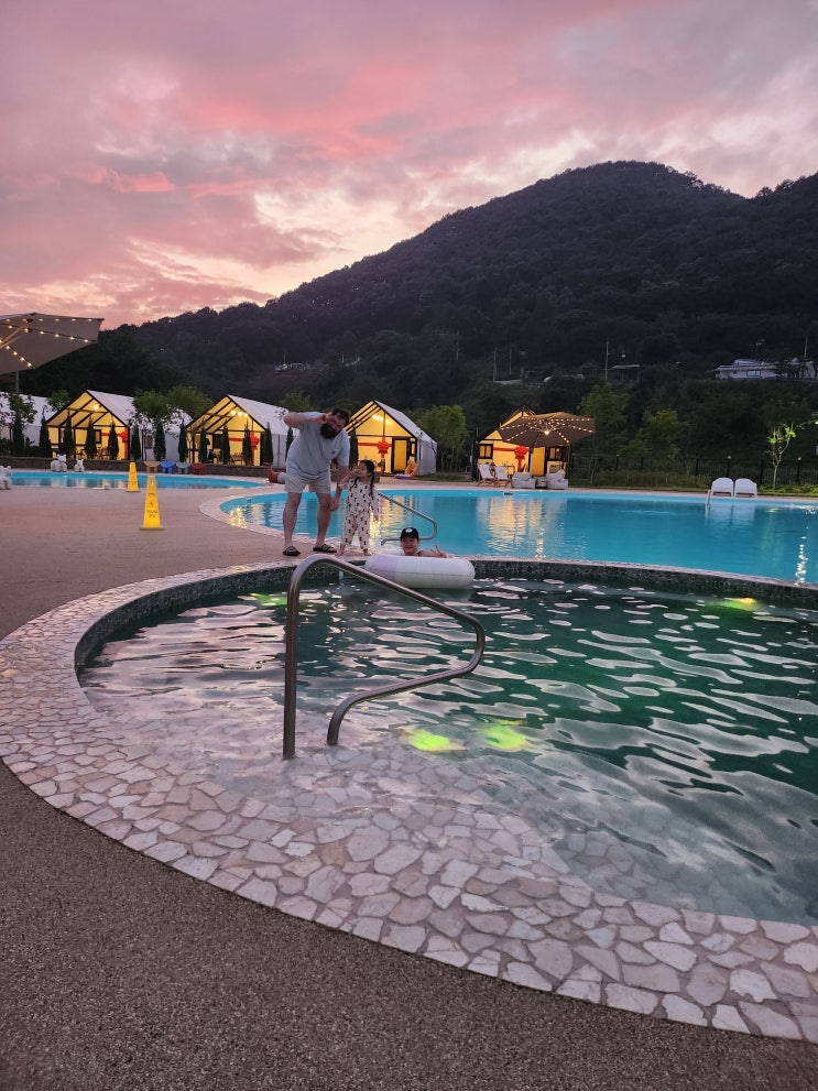 내돈내산 - 동두천 아낌없이주는 나무 글램핑 재방문 후기 / 파주 문산 모아냉면 내돈내산 - 동두천 아낌없이주는 나무 글램핑 재방문 후기 / 파주 문산 모아냉면