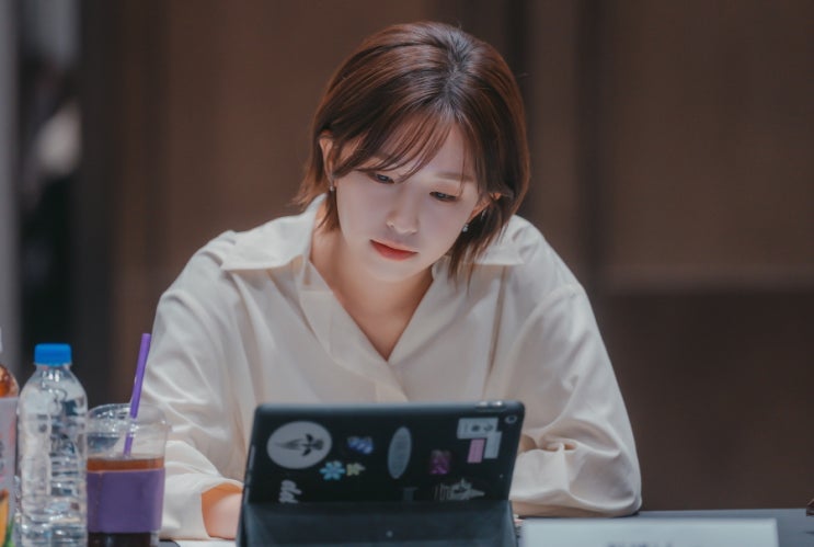 “압도적 긴장감 펼쳤다”…이보영·<b>이민기</b>, ‘메리 킬즈... 