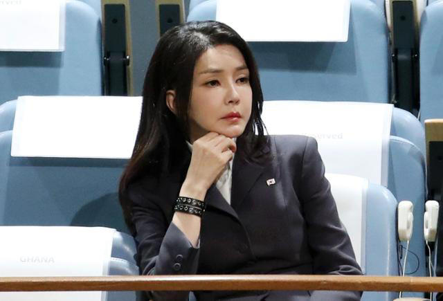 [요즘이슈] <b>김건희</b> 여사 학위 취소·<b>특검</b> 수사 본격화…14억... 