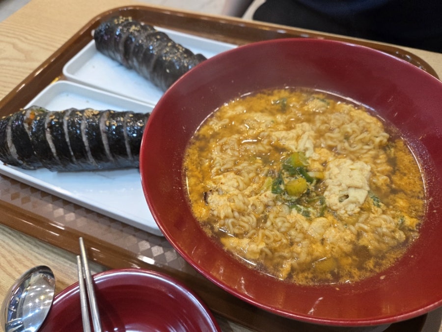 채담김밥 사진 6