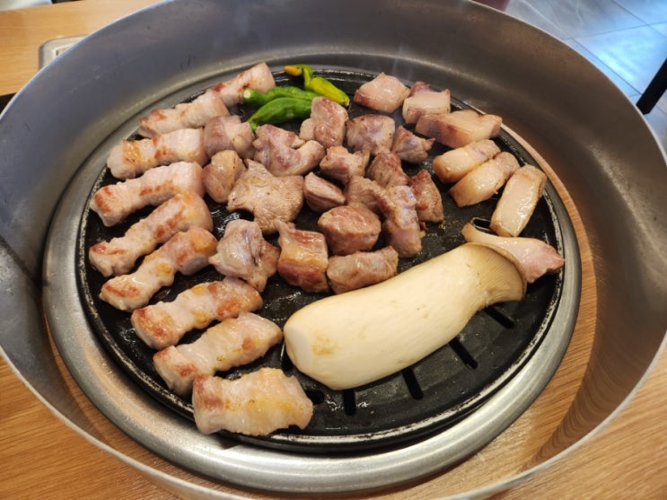 성산일출봉 흑돼지 제대로 즐기기! 섭지코지 맛집 돌담애 성산 흑돼지 방문 후기
